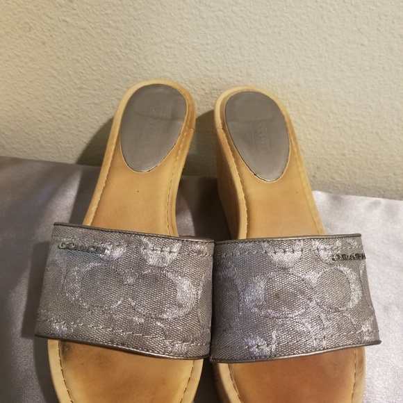 Coach slip on wedges - Picture 3 of 4